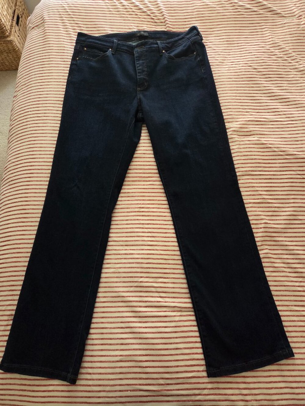 Ann Taylor, Slim Boot Curvy Fit jeans, size 14/16